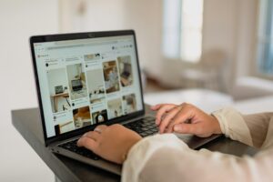 How To Merge Boards On Pinterest (Easy Guide)