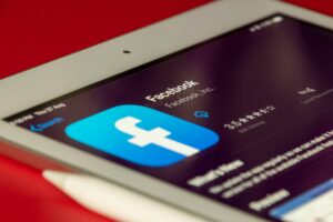 How To Target Restaurant Owners On Facebook